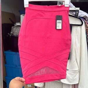 Brand new Guess skirt